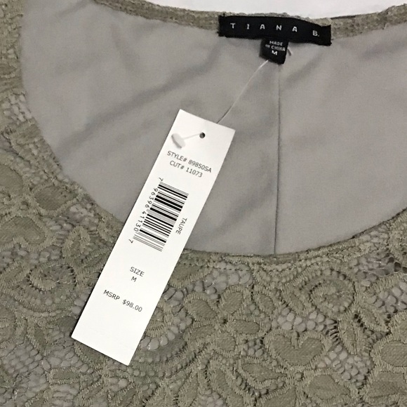 LACE DRESS - Picture 3 of 6